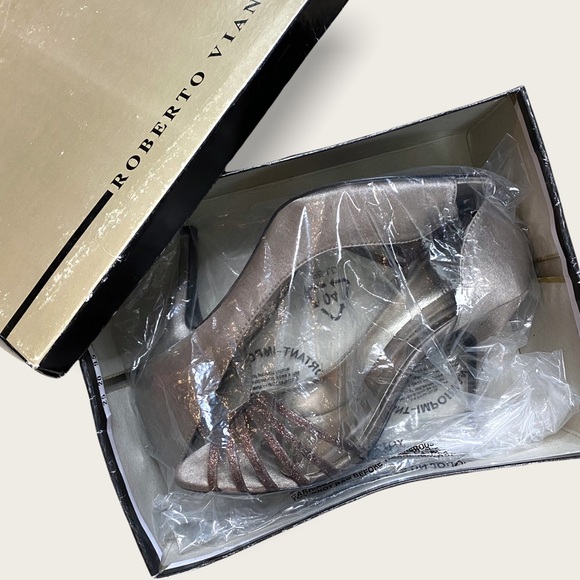 Roberto Vianni for Neiman Marcus (Size 8) Metallic Sheen Glitter Open-Toe Heels - Picture 12 of 12